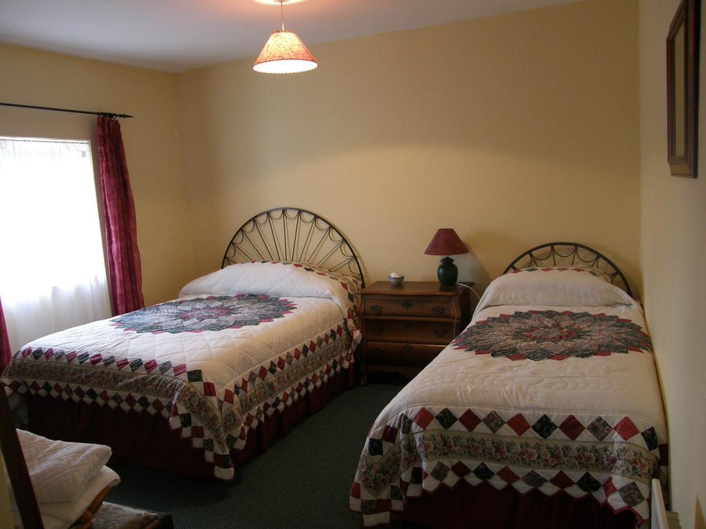 Mellottes B&B Cornamona Habitación foto
